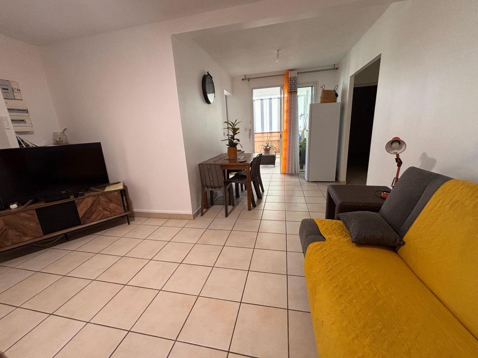 Location Vacances Fun Sous Les Gommiers Sainte-Luce Buitenkant foto